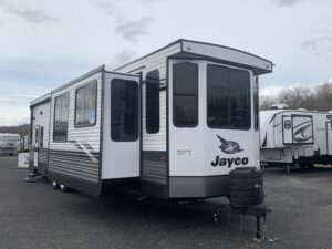 2024 JAYCO JAY FLIGHT BUNGALOW 40LOFT DESTINATION TRAILER