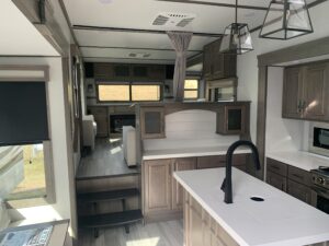 2024 GRAND DESIGN SOLITUDE 376RD 5TH WHEEL