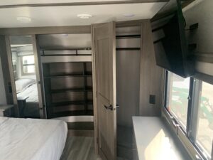 2024 GRAND DESIGN SOLITUDE 376RD 5TH WHEEL