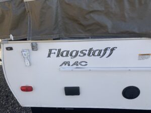 2016 FOREST RIVER FLAGSTAFF MAC 228 POP-UP