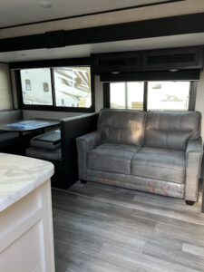 2023 JAYCO JAY FLIGHT 267BHS
