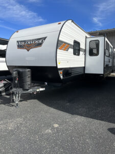 2022 FOREST RIVER WILDWOOD 31KQBTS