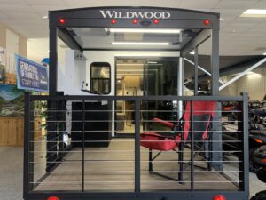 2025 FOREST RIVER WILDWOOD 34 VERANDA