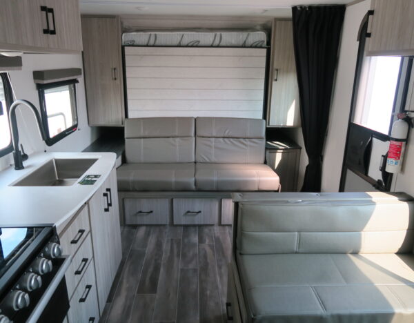 2021 KEYSTONE PASSPORT 219BH