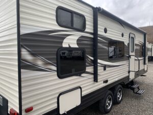 2017 PRIME TIME AVENGER 26BH