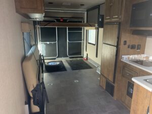 2017 LIVIN LITE (FORD) 30DBD TOY HAULER