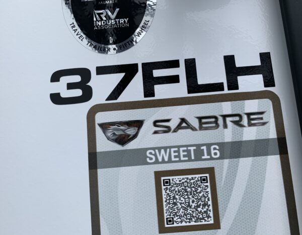2022 FOREST RIVER SABRE 37FLH 5TH WHEEL