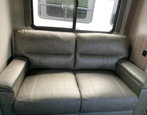 2023 GRAND DESIGN IMAGINE 3100RD