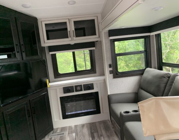 2023 JAYCO EAGLE 24RE 5TH WHEEL