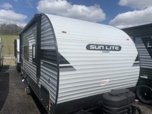 2024 SUNSET PARK RV SUN LITE 18RD