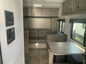 2024 SUNSET PARK RV SUN LITE 18RD