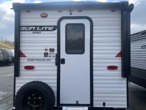 2024 SUNSET PARK RV SUN LITE 16BH (WHITE/RED)