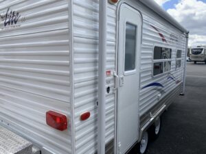 2013 GULFSTREAM AMERI-LITE 21MB