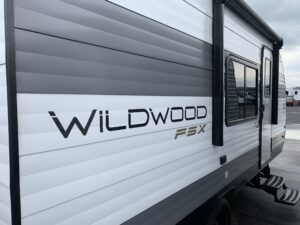 2025 FOREST RIVER WILDWOOD 174DBLE