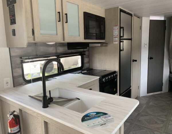 2023 FOREST RIVER WILDWOOD X-LITE 263BHXL