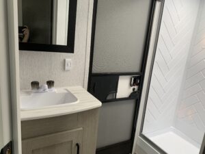 2023 FOREST RIVER WILDWOOD X-LITE 263BHXL