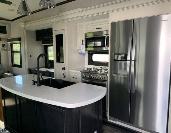 2023 JAYCO PINNACLE 36SSWS 5TH WHEEL