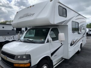 2014 FOREST RIVER SUNSEEKER 2300 CLASS C MOTORHOME