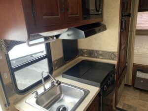 2014 FOREST RIVER SUNSEEKER 2300 CLASS C MOTORHOME