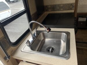 2014 FOREST RIVER SUNSEEKER 2300 CLASS C MOTORHOME
