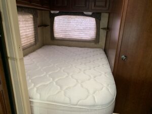 2014 FOREST RIVER SUNSEEKER 2300 CLASS C MOTORHOME