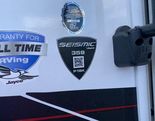 2023 JAYCO SEISMIC 359TH 5TH WHEEL TOY HAULER