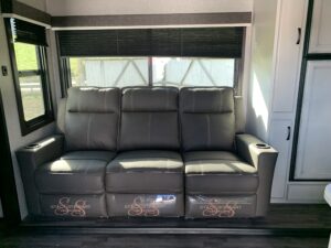 2023 JAYCO SEISMIC 359TH 5TH WHEEL TOY HAULER