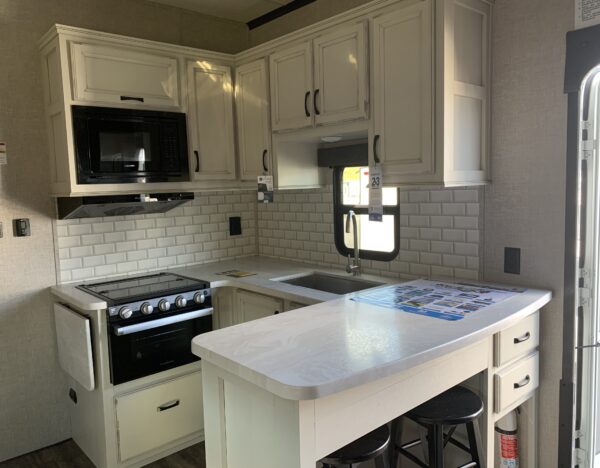 2023 JAYCO SEISMIC 359TH 5TH WHEEL TOY HAULER