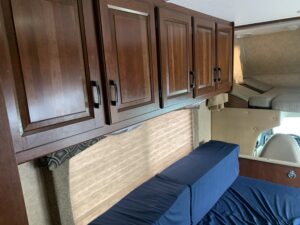 2014 FOREST RIVER SUNSEEKER 2300 CLASS C MOTORHOME