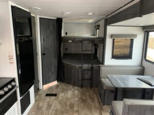 2023 KEYSTONE HIDEOUT 26BHS