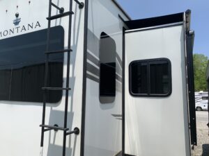 2022 KEYSTONE MONTANA 3781RL 5TH WHEEL