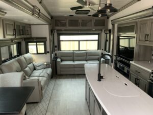 2022 KEYSTONE MONTANA 3781RL 5TH WHEEL