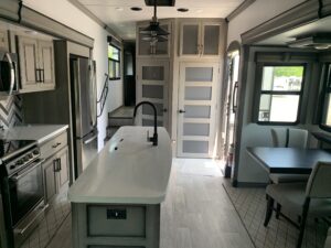 2022 KEYSTONE MONTANA 3781RL 5TH WHEEL