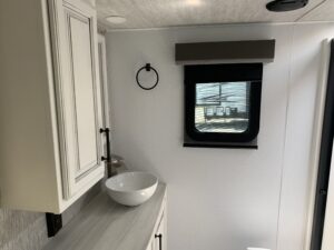 2022 KEYSTONE MONTANA 3781RL 5TH WHEEL