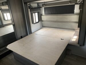 2022 KEYSTONE MONTANA 3781RL 5TH WHEEL