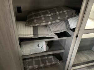 2022 KEYSTONE MONTANA 3781RL 5TH WHEEL