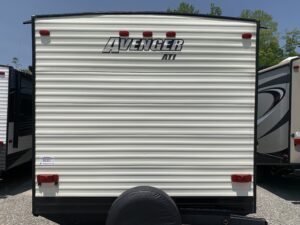 2018 FOREST RIVER AVENGER 27RBS