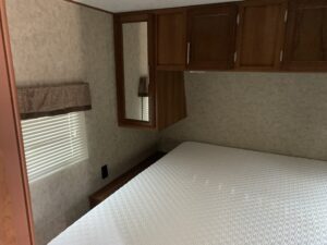 2018 FOREST RIVER AVENGER 27RBS