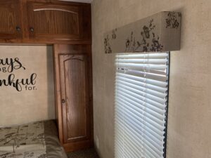 2012 KEYSTONE HIDEOUT 23RB