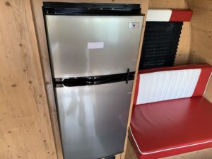 2026 SUNSET PARK SUNRAY 149 (RED/BLACK) SPORT PACKAGE