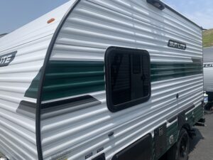2026 SUNSET PARK SUNLITE LTD 13BH (WHITE/GREEN)