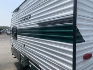 2026 SUNSET PARK SUNLITE LTD 13BH (WHITE/GREEN)