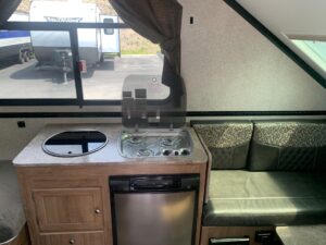 2017 FOREST RIVER ROCKWOOD 213A HARD WALL POP-UP