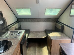 2017 FOREST RIVER ROCKWOOD 213A HARD WALL POP-UP