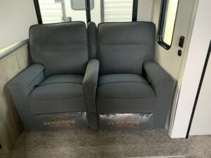 2023 PALOMINO PUMA 32BHQS