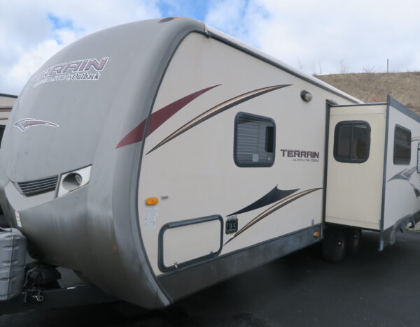 2013 KEYSTONE OUTBACK TERRAIN 273TRL