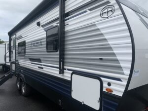 2025 PALOMINO PUMA 227RK