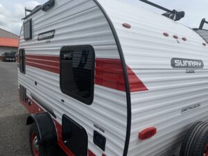 2024 SUNSET PARK RV SUNRAY 149 (RED/WHITE) CLASSIC