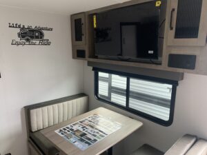 2025 PALOMINO PUMA 227RK