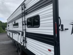 2025 GRAND DESIGN MAV 27 TOY HAULER